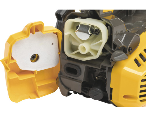 Vue détaillée d''une tronçonneuse avec boîtier de filtre à air ouvert