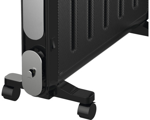 Detailansicht eines Ölradiators mit Rollen