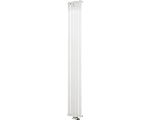 Radiateur vertical avec cinq éléments chauffants