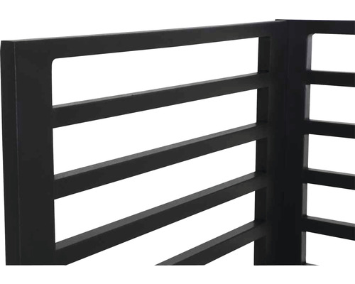 Detailansicht eines Metallzauns