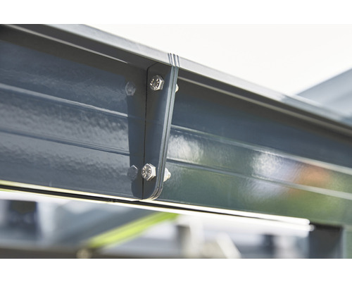 Vue détaillée d''une construction métallique avec des vis