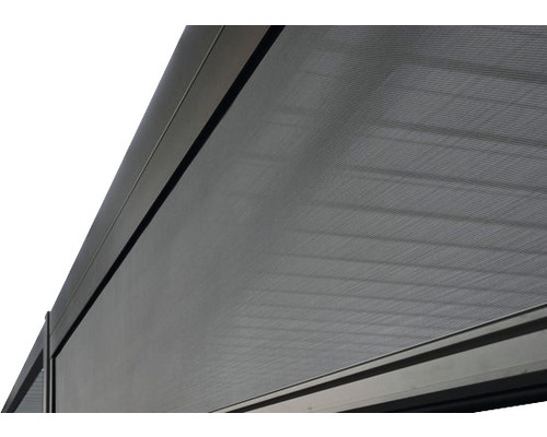 Vue détaillée d''une pergola avec protection solaire