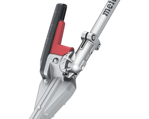 Gros plan d''un outil de jardin Metabo avec une poignée rouge et noire