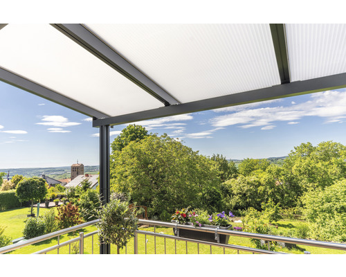 Toit de terrasse avec vue sur le jardin et le paysage