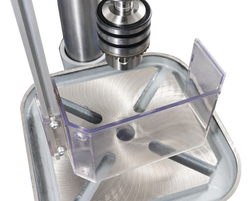 Standbohrmaschine mit transparentem Späneschutz