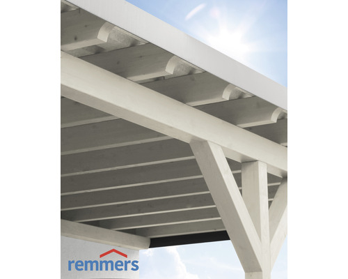 Vue détaillée d''une pergola en bois blanche avec le logo Remmers