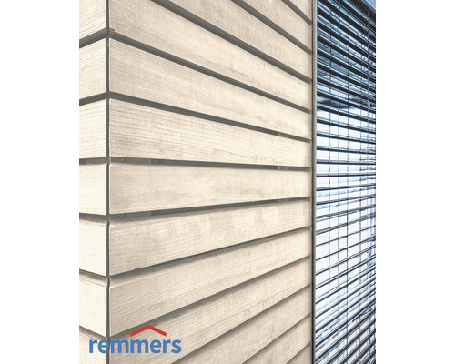 Façade en bois avec stores et logo Remmers