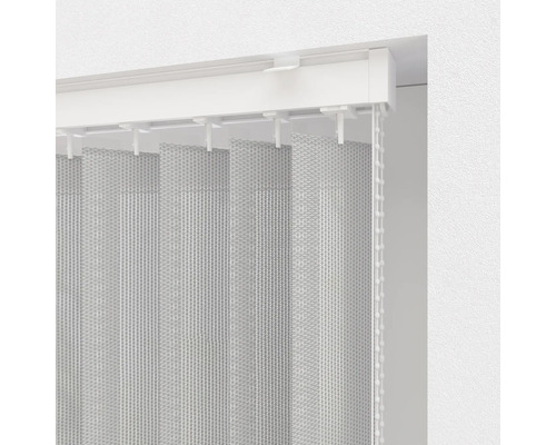 Store vertical avec chaînette sur fenêtre