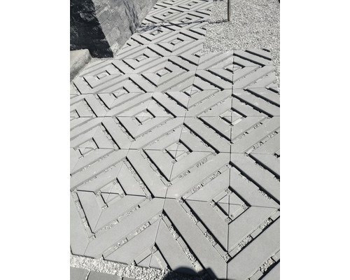Gehwegplatten mit geometrischem Muster