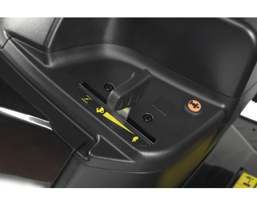 Gros plan sur une commande de tracteur de pelouse avec un levier et des symboles pour contrôler les fonctions de l''appareil.