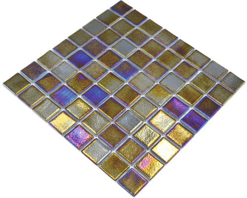 Mosaikfliesen quadratisch angeordnet