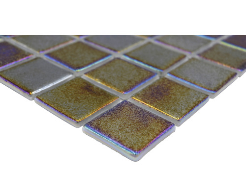 Quadratische Mosaikfliesen aus Glas