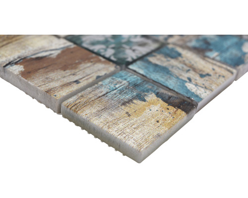 Mosaikfliesen mit Holzoptik