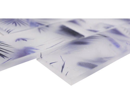 Dekorfliese mit Pflanzenmuster