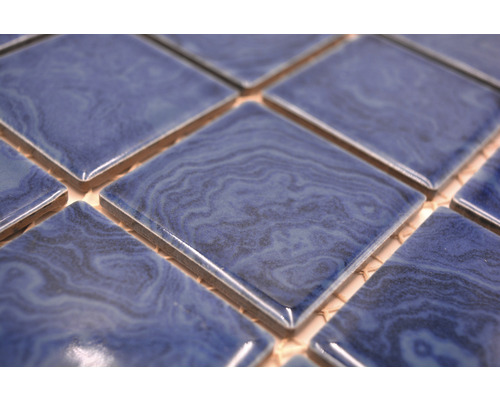 Mosaikfliesen mit quadratischer Form