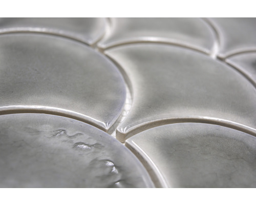 Mosaïque en céramique en forme d''éventail