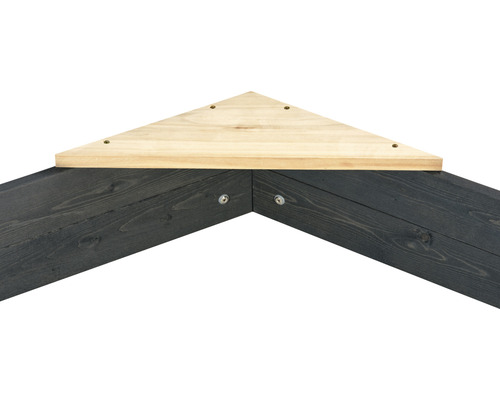 Vue détaillée d''un raccord d''angle en bois avec des vis