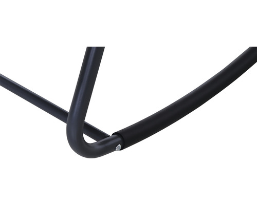 Detailansicht des Metallgestells eines Hängesessels