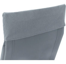 Detailansicht der Rückenlehne eines Stuhls