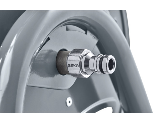 Detail einer GEKA Schlauchkupplung an einer Schlauchtrommel