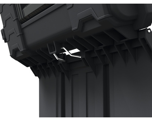 Vue détaillée d''une boîte à outils avec fermeture métallique.