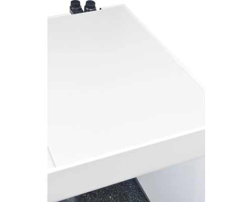 Vue détaillée d''un lavabo blanc