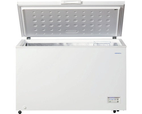 Gefriertruhe mit geöffnetem Deckel