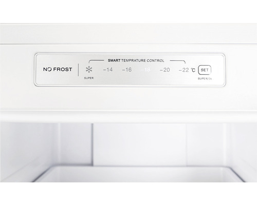 Gros plan sur le contrôle de la température d''un réfrigérateur avec fonction No Frost