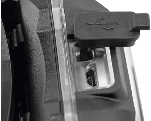 Gros plan d''une interface USB avec un symbole de prise