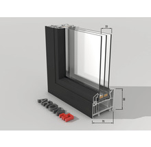 Fensterprofil mit Dreifachverglasung und Massangaben