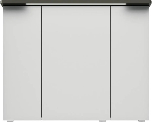 Meuble de salle de bains blanc avec trois portes et éclairage