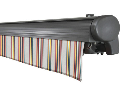 Markise mit Streifenmuster