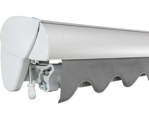 Markise mit grauem Stoff und weißem Gehäuse