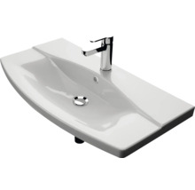 Lavabo en céramique avec robinetterie
