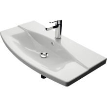 Vasque en céramique avec robinet pour la salle de bains