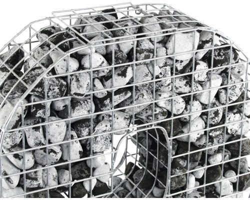 Gabion en forme de lettre rempli de pierres