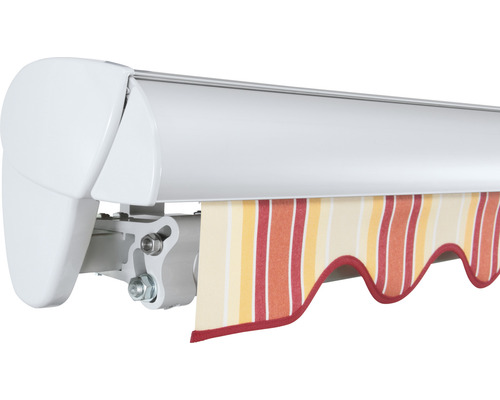 Markise mit gestreiftem Stoff und Volant