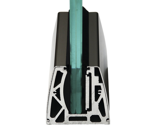 Querschnitt eines Fensterrahmens mit Glas