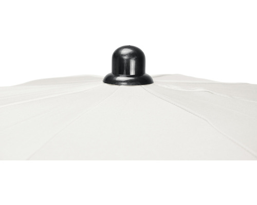 Detailansicht einer weissen Markise mit schwarzer Spitze