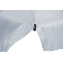 Vue détaillée d''une chemise avec bouton de manchette