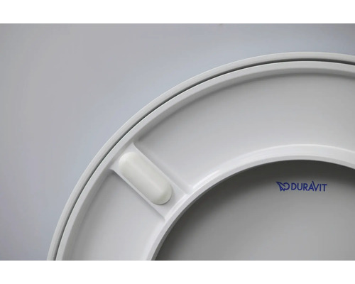 Detailansicht eines Duravit Toilettendeckels aus Sanitärkeramik