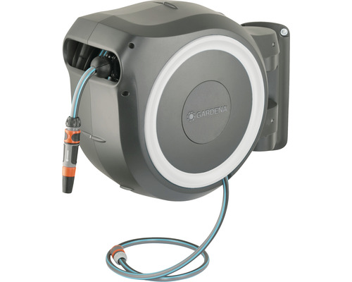 Boîtier de tuyau d''arrosage avec tuyau et raccord montés