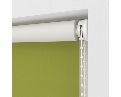 Grüne Stoffrollos mit Kettenzug