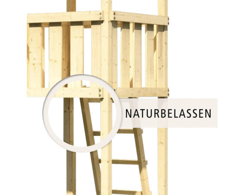 Holzspielturm Detailansicht mit naturbelassener Oberfläche