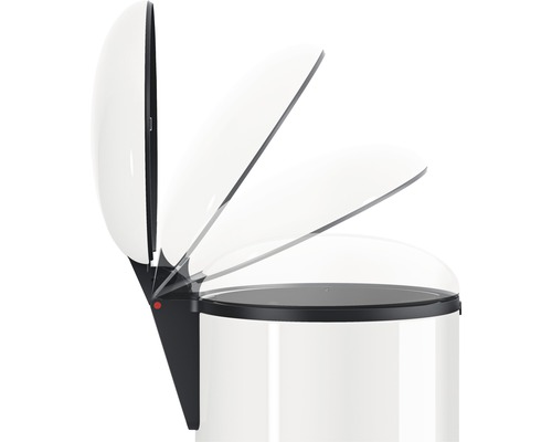 Poubelle à couvercle pivotant avec couvercle rotatif dans différentes positions