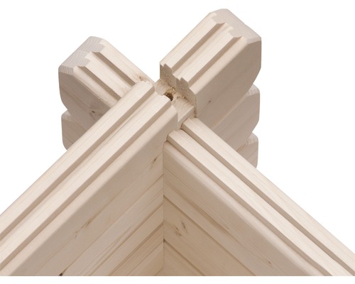 Detailaufnahme von Eckverbindungen eines Holzhauses