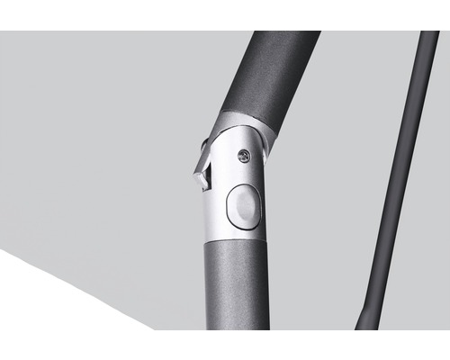 Detailaufnahme eines Sonnenschirmgelenks