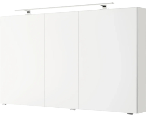 Armoire blanche à trois portes avec éclairage.