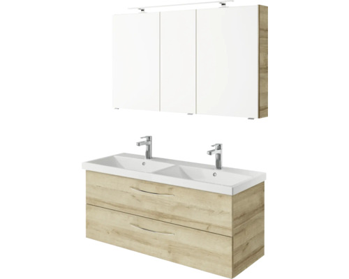 Meuble-lavabo avec deux vasques, meuble bas avec deux tiroirs et armoire de toilette avec trois portes.