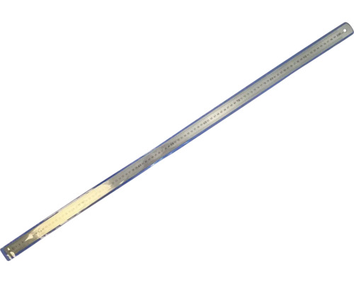 Règle en métal avec indications en centimètres et trou de suspension